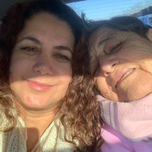 Meet your Posher, Sandra